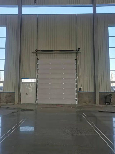 大型工業(yè)門.jpg 大型工業(yè)門.jpg